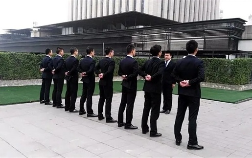 巴中持牌催收机构的正确打开方式：老司机教你避开这5大雷区